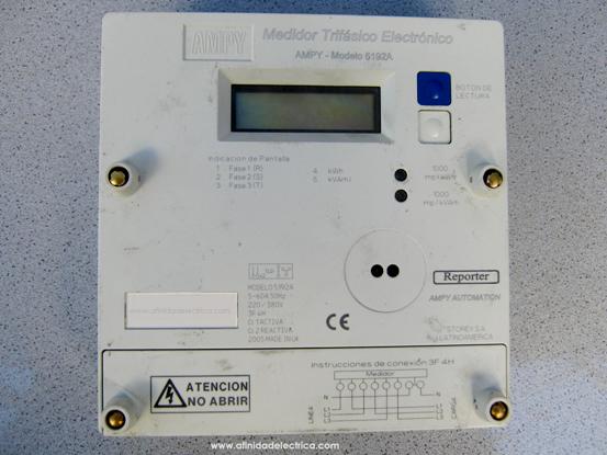 Medidor digital trif�sico Ampy 5192A 