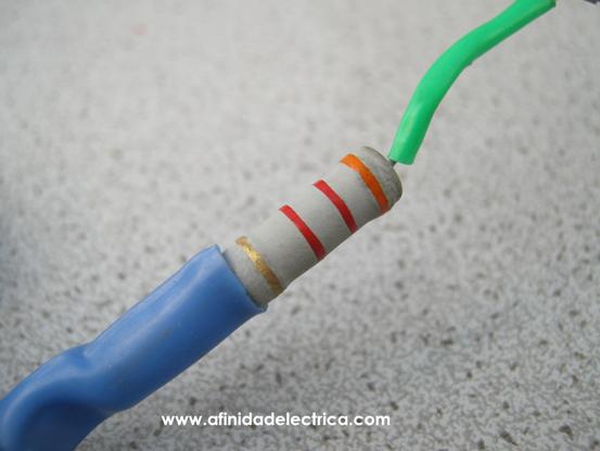 Resistencia de prueba de 3200 Ohm.